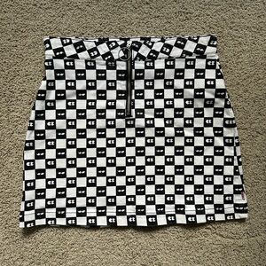 Lazy Oaf x Vans checkered skirt SZ M